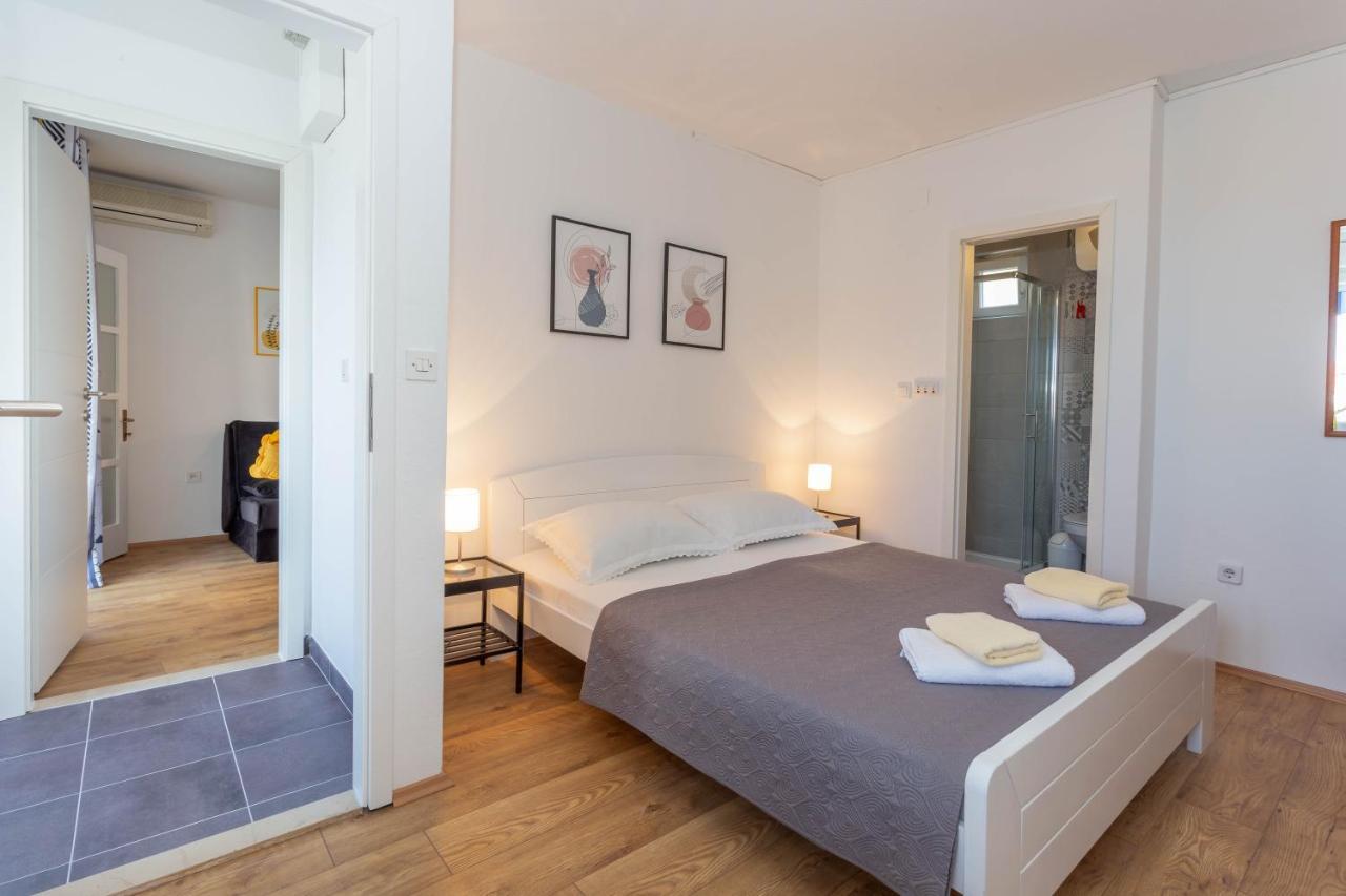 Apartment Tasina Hvar Town Bagian luar foto