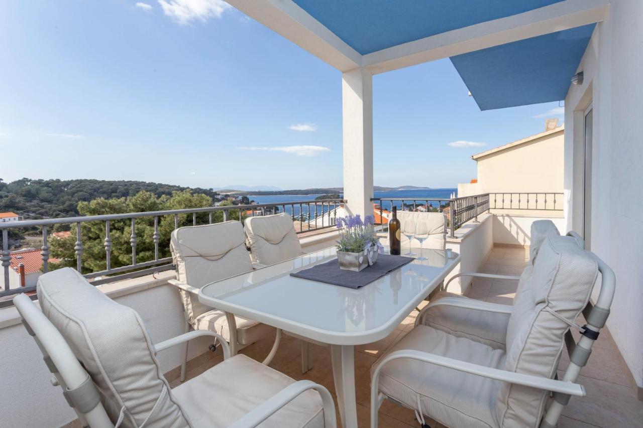Apartment Tasina Hvar Town Bagian luar foto