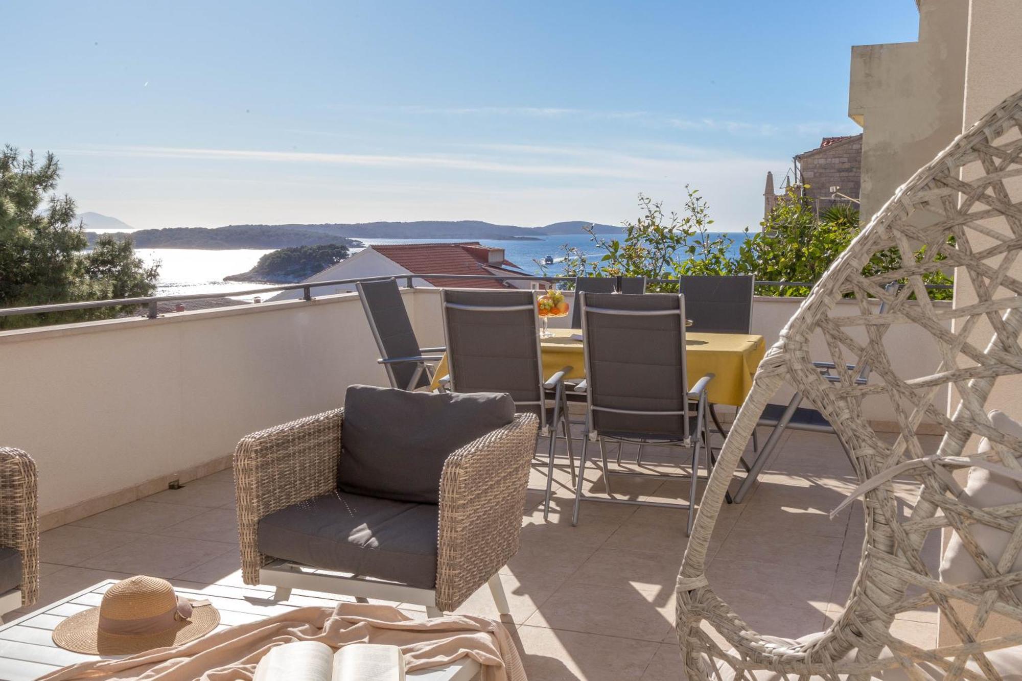 Apartment Tasina Hvar Town Bagian luar foto